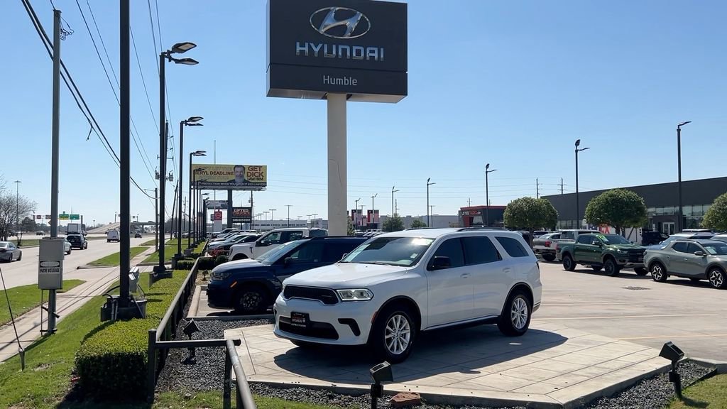 Used 2023 Dodge Durango SXT image 40