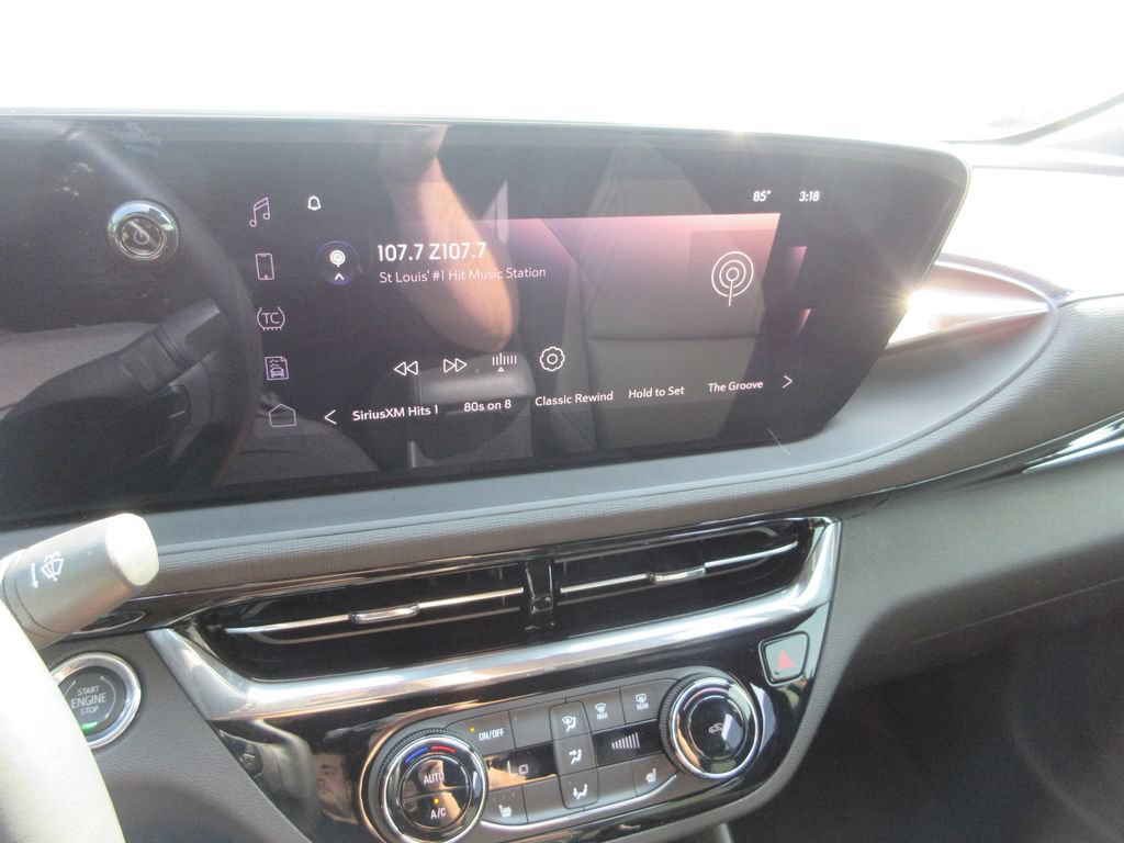 Certified 2024 Buick Envista Sport Touring w/ Convenience I Package FWD image 25