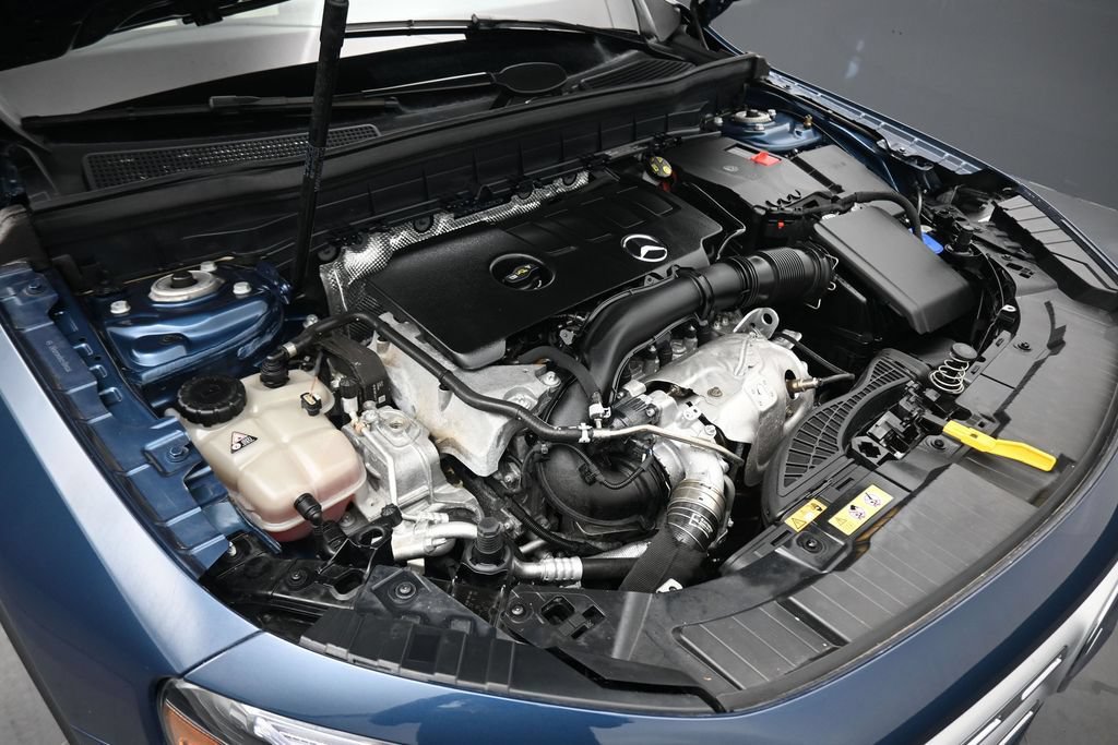 Used 2022 Mercedes-Benz GLB 250 4MATIC image 61