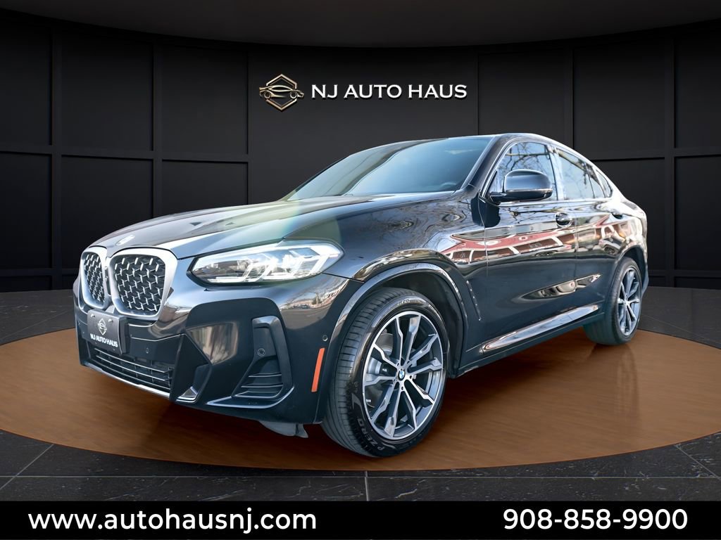Used 2022 BMW X4 xDrive30i w/ M Sport Package 2 image 4