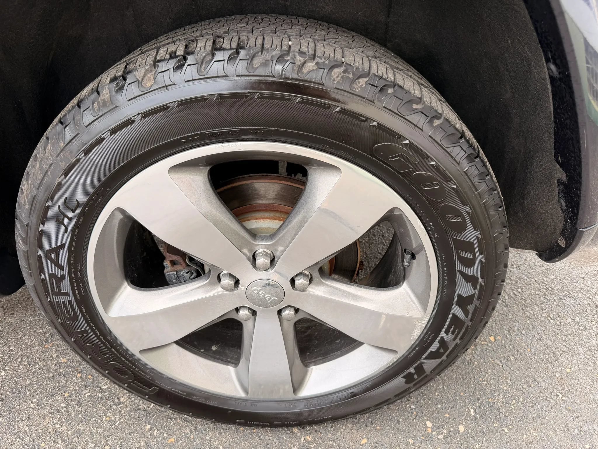 Used 2014 Jeep Grand Cherokee Overland AWD/4WD image 54