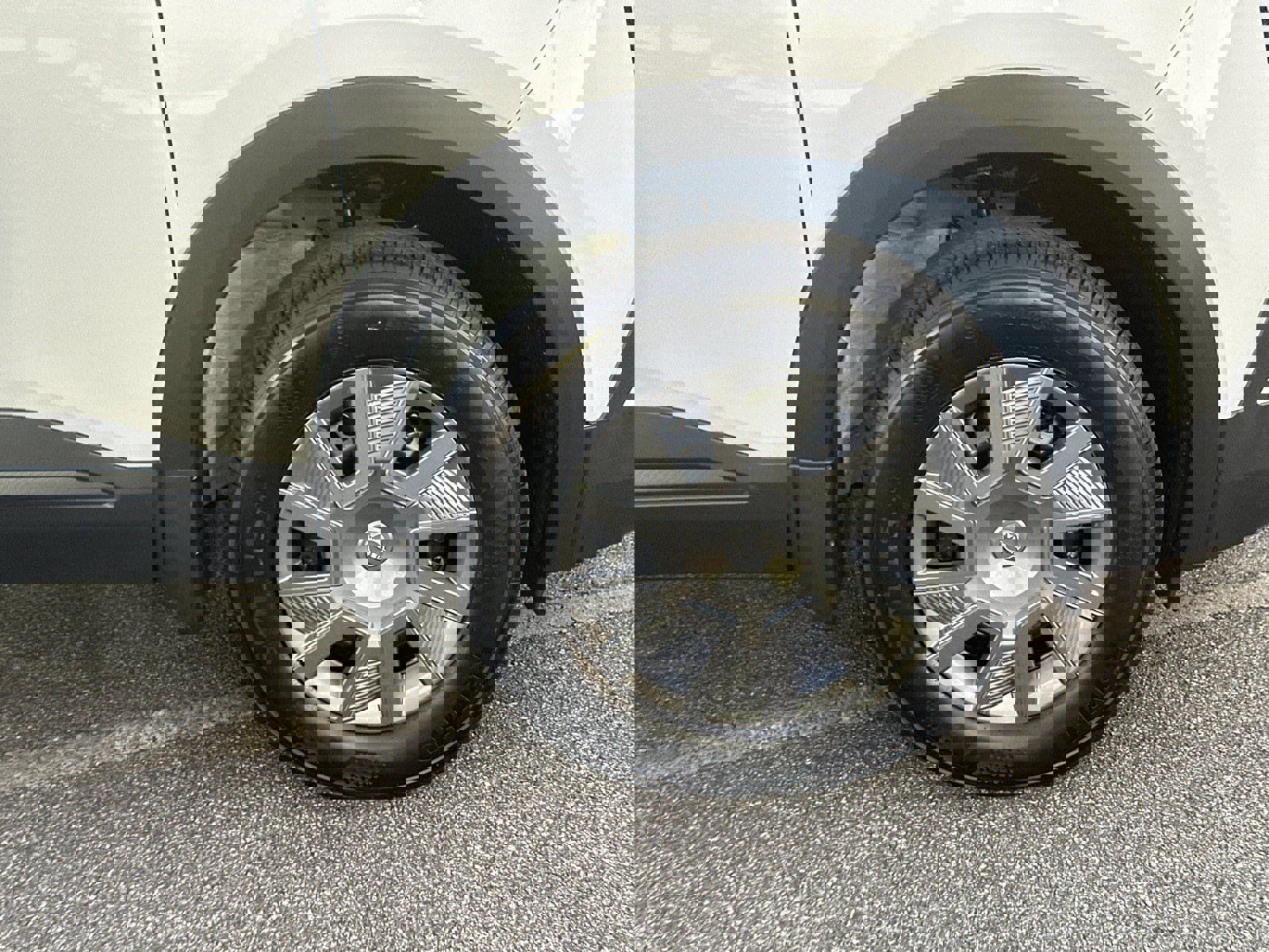 New 2026 Nissan Kicks S image 12