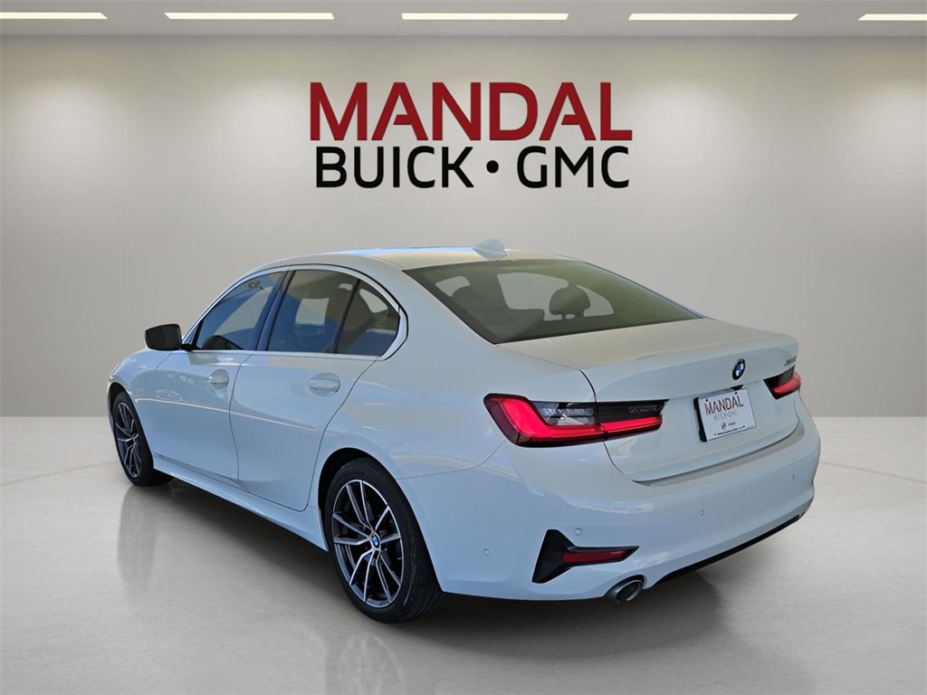 Used 2020 BMW 330i Sedan w/ Premium Package image 9