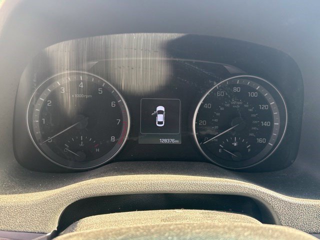 Used 2017 Hyundai Elantra Value Edition FWD image 5