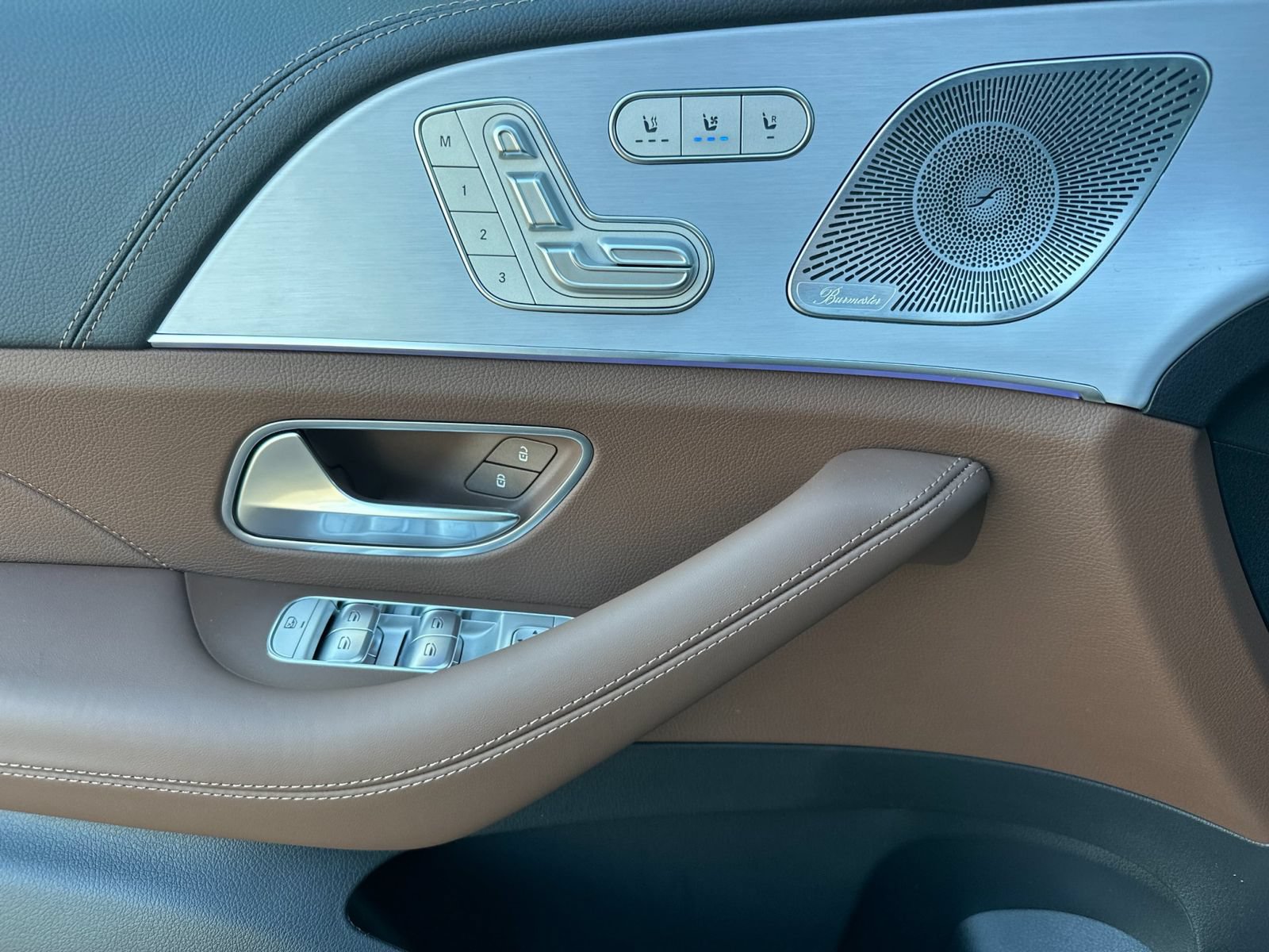 New 2026 Mercedes-Benz GLE 53 AMG 4MATIC Coupe image 11