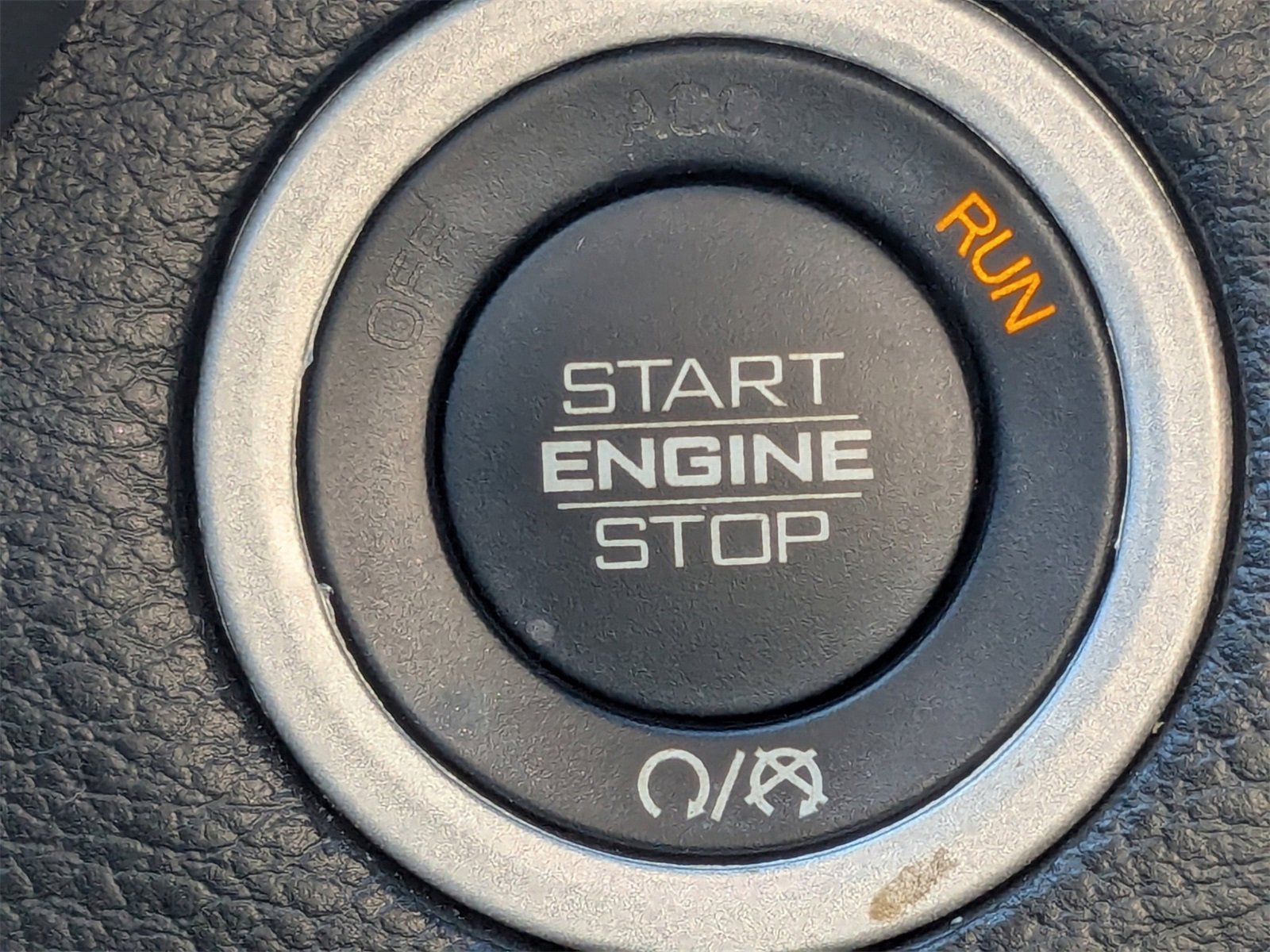 Used 2019 Chevrolet Equinox LT w/ Driver Convenience Package image 31