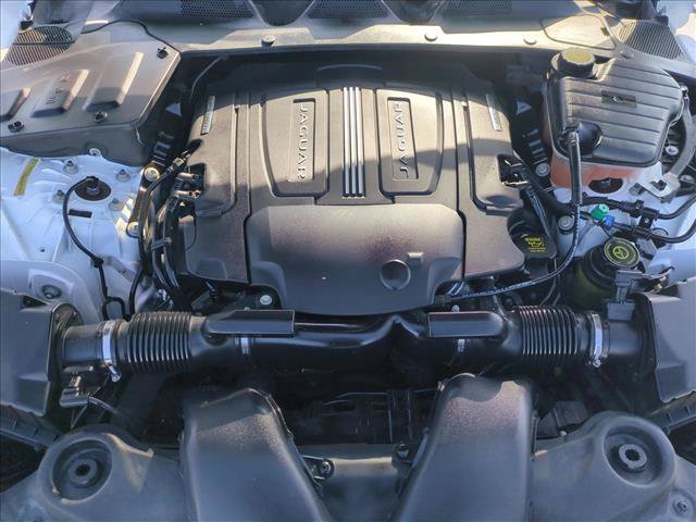 Used 2014 Jaguar XJ L Portfolio RWD image 25