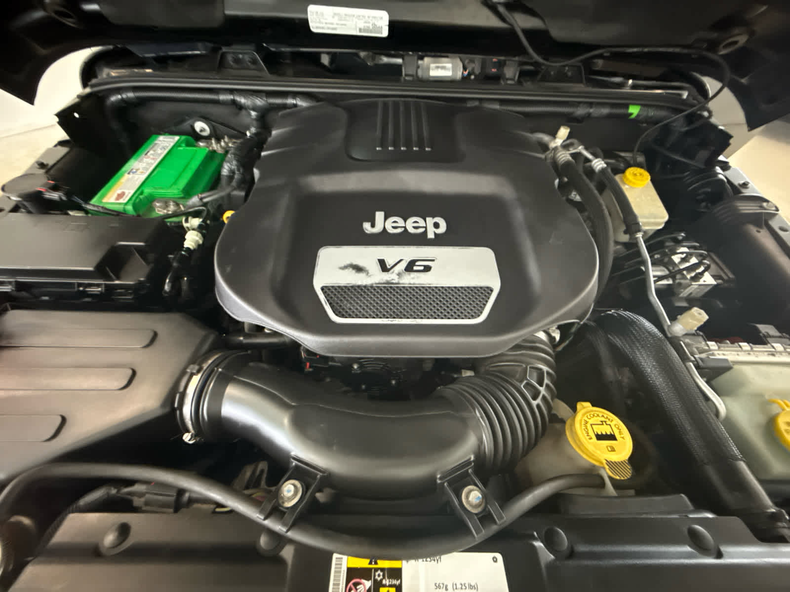 Used 2016 Jeep Wrangler Unlimited Sahara w/ Dual Top Group image 20