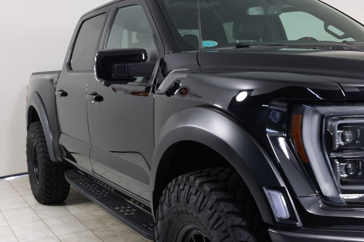 Used 2023 Ford F150 Raptor w/ Raptor Carbon Fiber Package AWD/4WD image 18