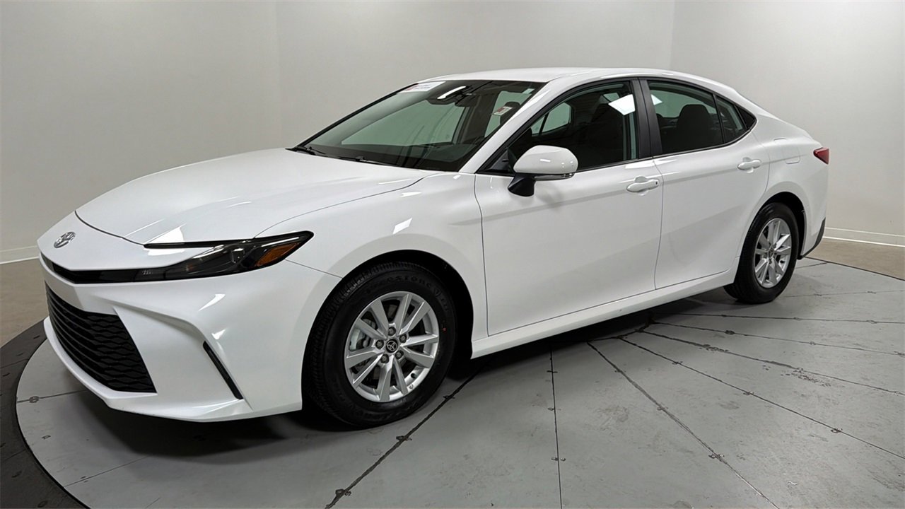 Used 2025 Toyota Camry LE