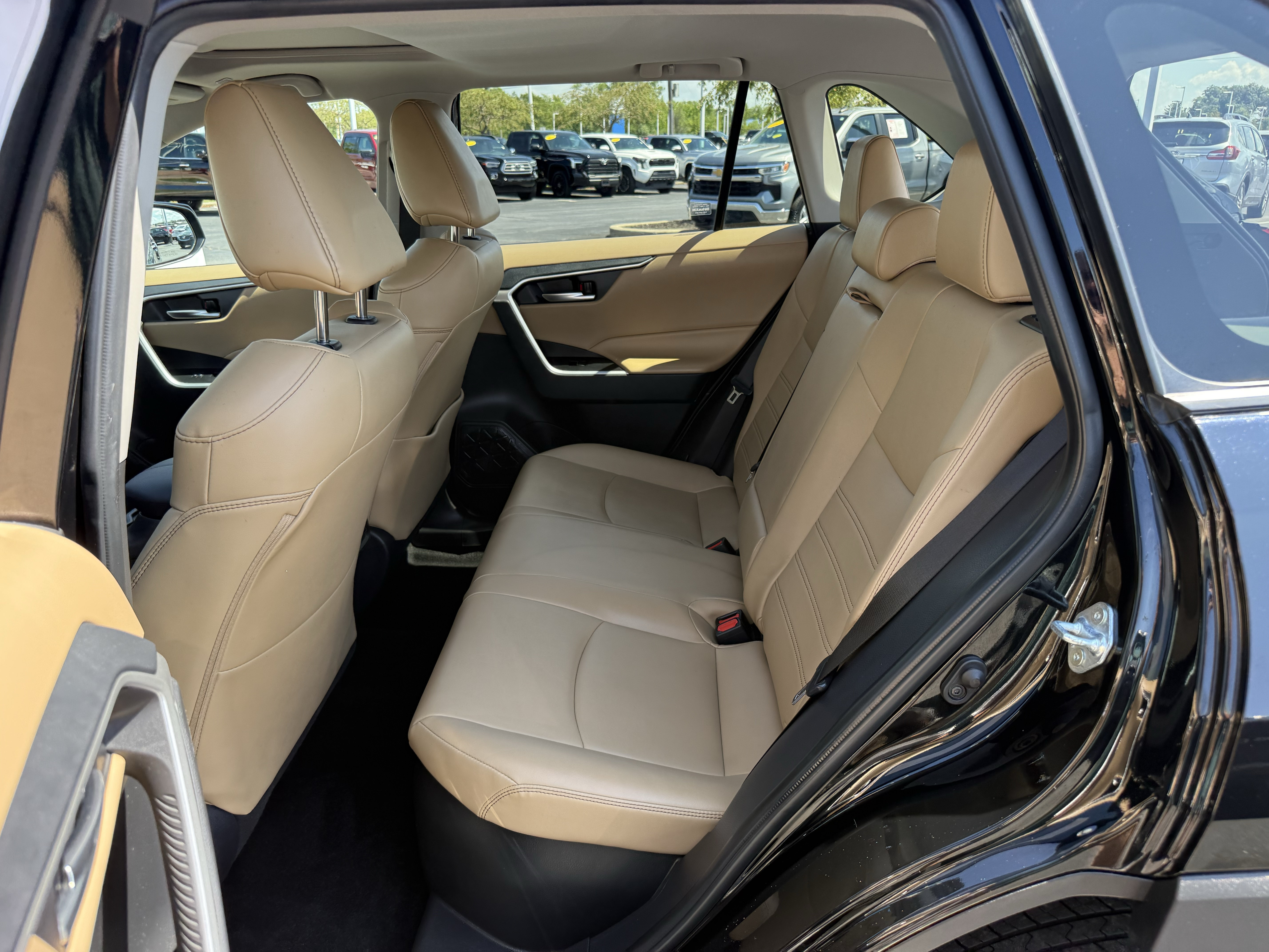 Certified 2025 Toyota RAV4 XLE Premium AWD/4WD image 23