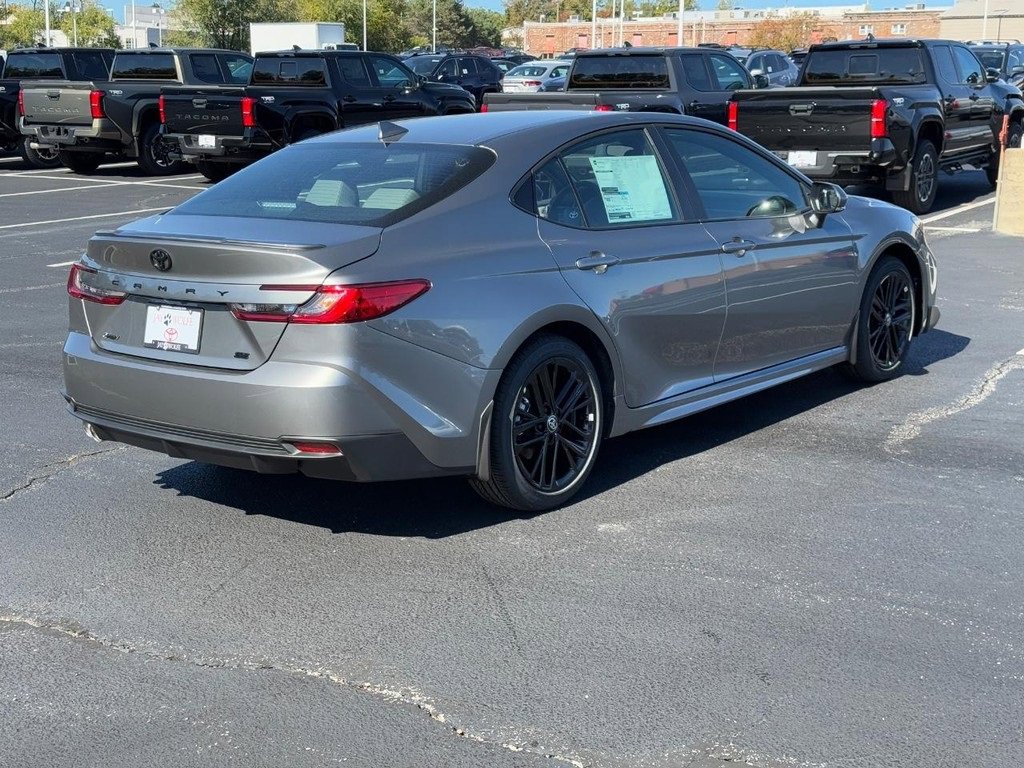 New 2026 Toyota Camry SE image 3