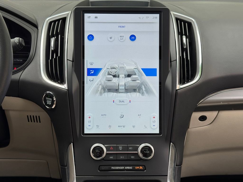 Used 2024 Ford Edge Titanium w/ Equipment Group 301A AWD/4WD image 23