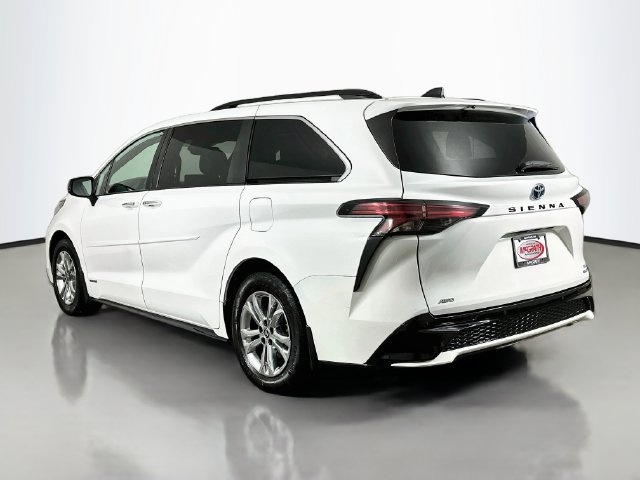 Used 2021 Toyota Sienna XSE w/ XSE Plus Package AWD/4WD image 20