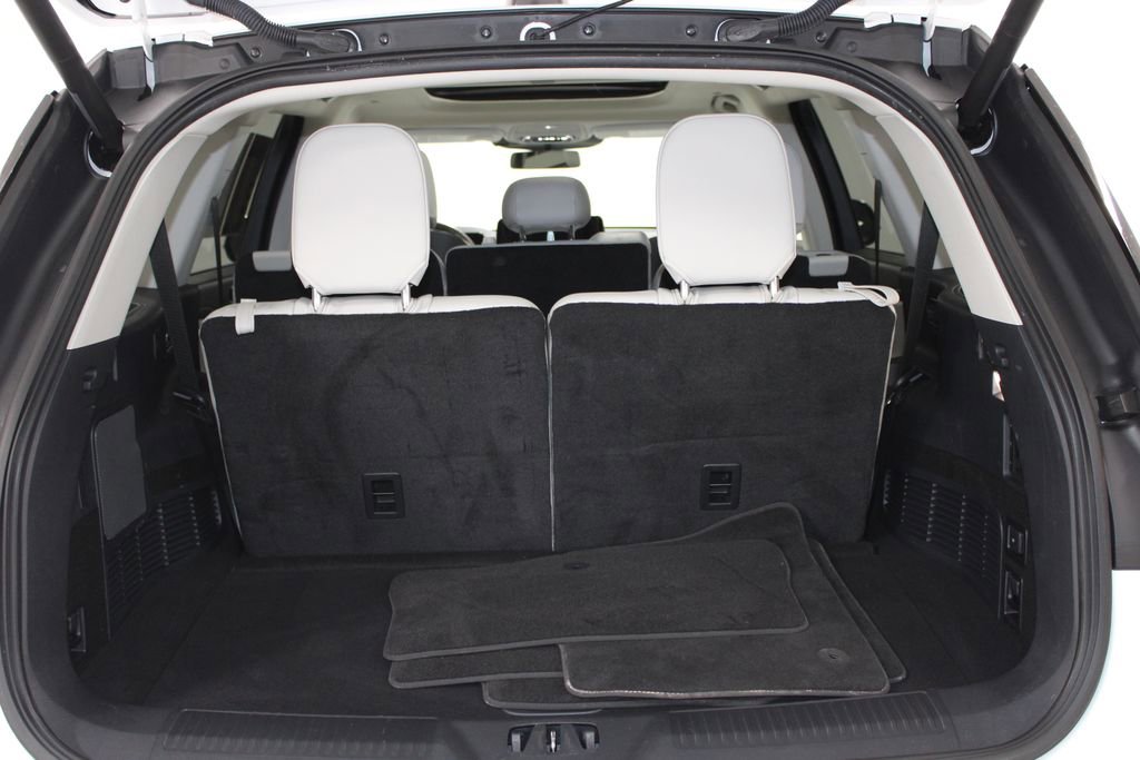 Used 2025 Lincoln Aviator Reserve w/ Illumination Package image 14