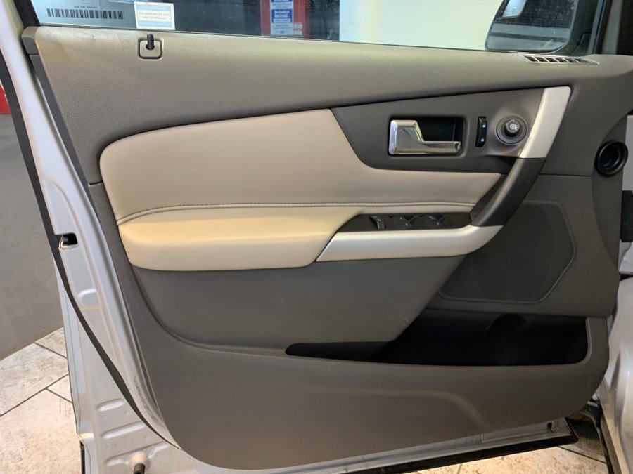 Used 2014 Ford Edge SE w/ Equipment Group 101A AWD/4WD image 14