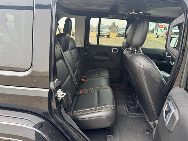Used 2021 Jeep Wrangler Unlimited Sahara image 16