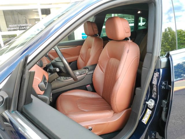 Used 2021 Maserati Levante AWD/4WD image 14