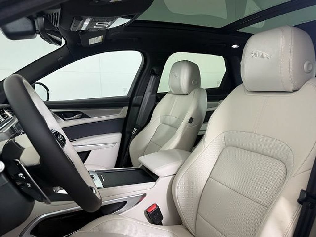 New 2026 Jaguar F-PACE R-Dynamic S AWD/4WD image 6