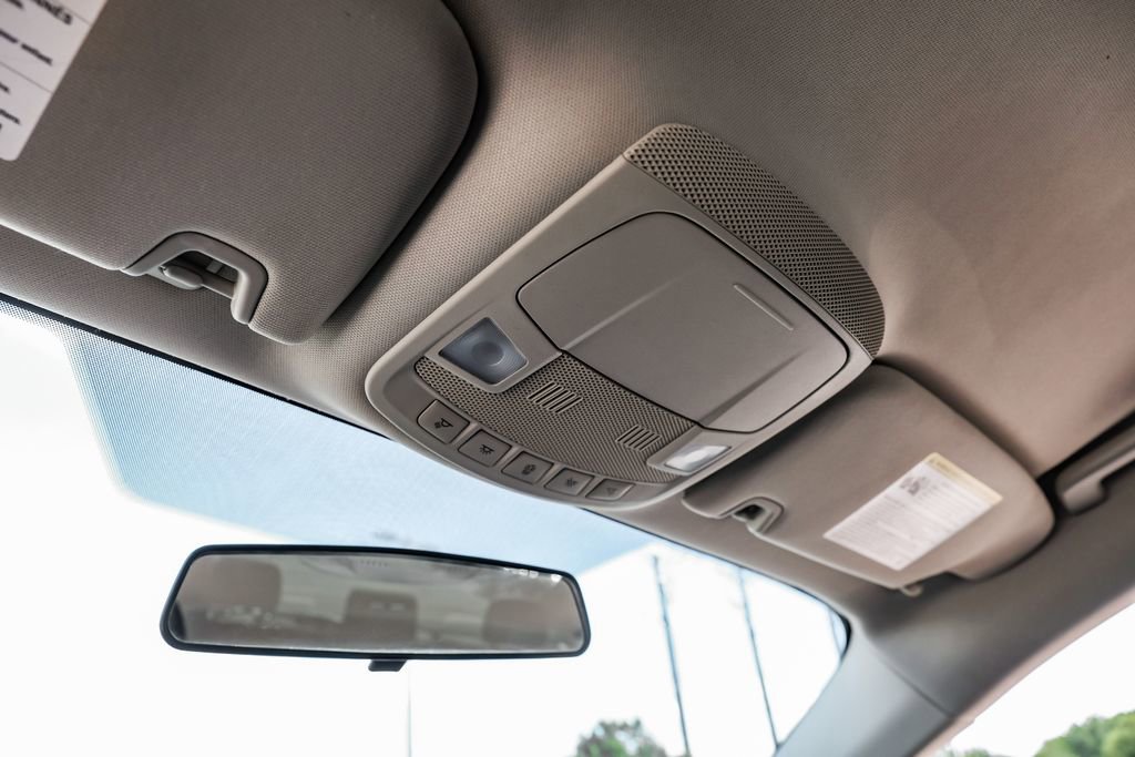 Used 2018 Ford Fusion SE w/ Fusion SE Technology Package image 20