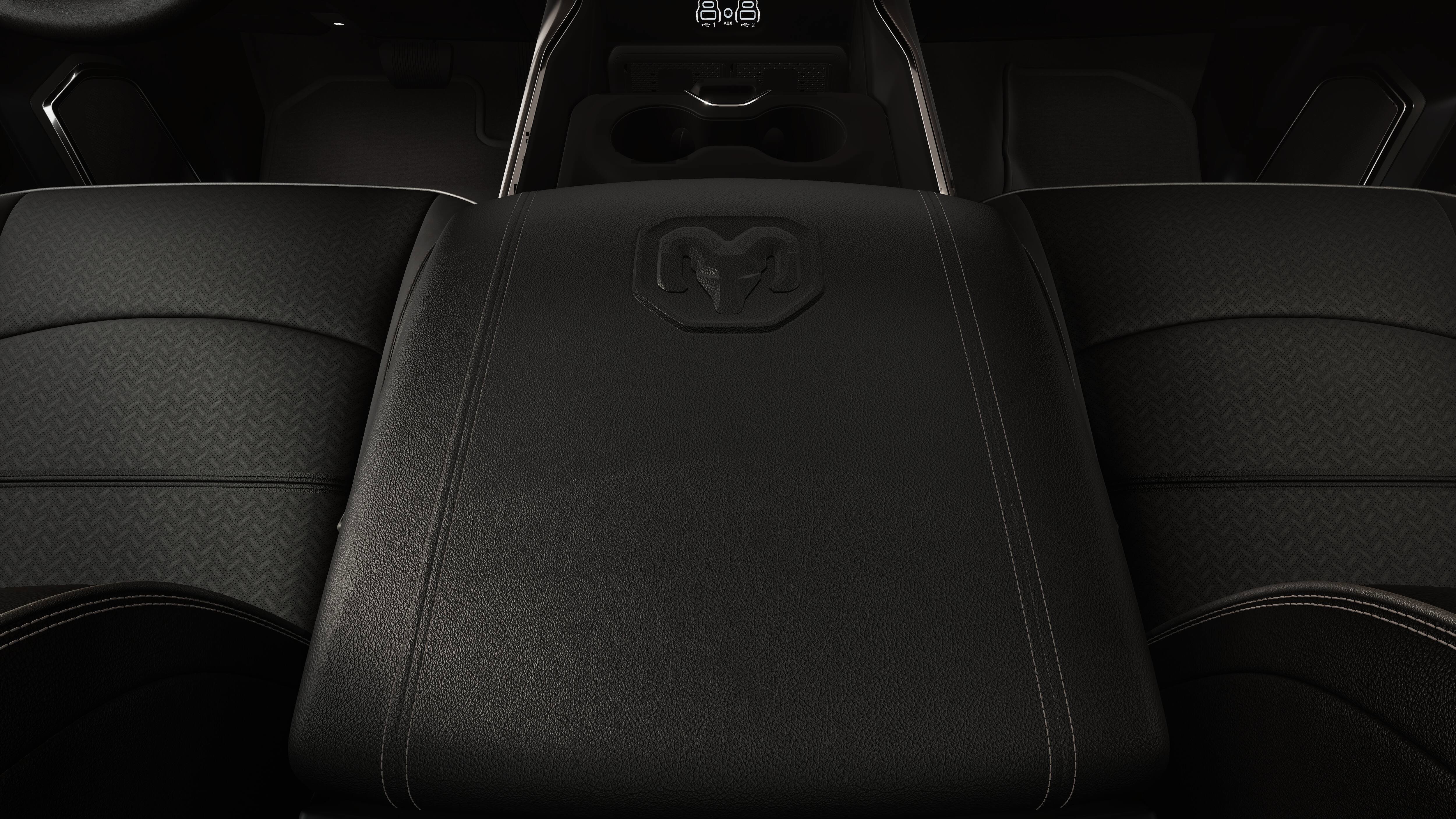 New 2026 RAM 3500 Laramie AWD/4WD image 4