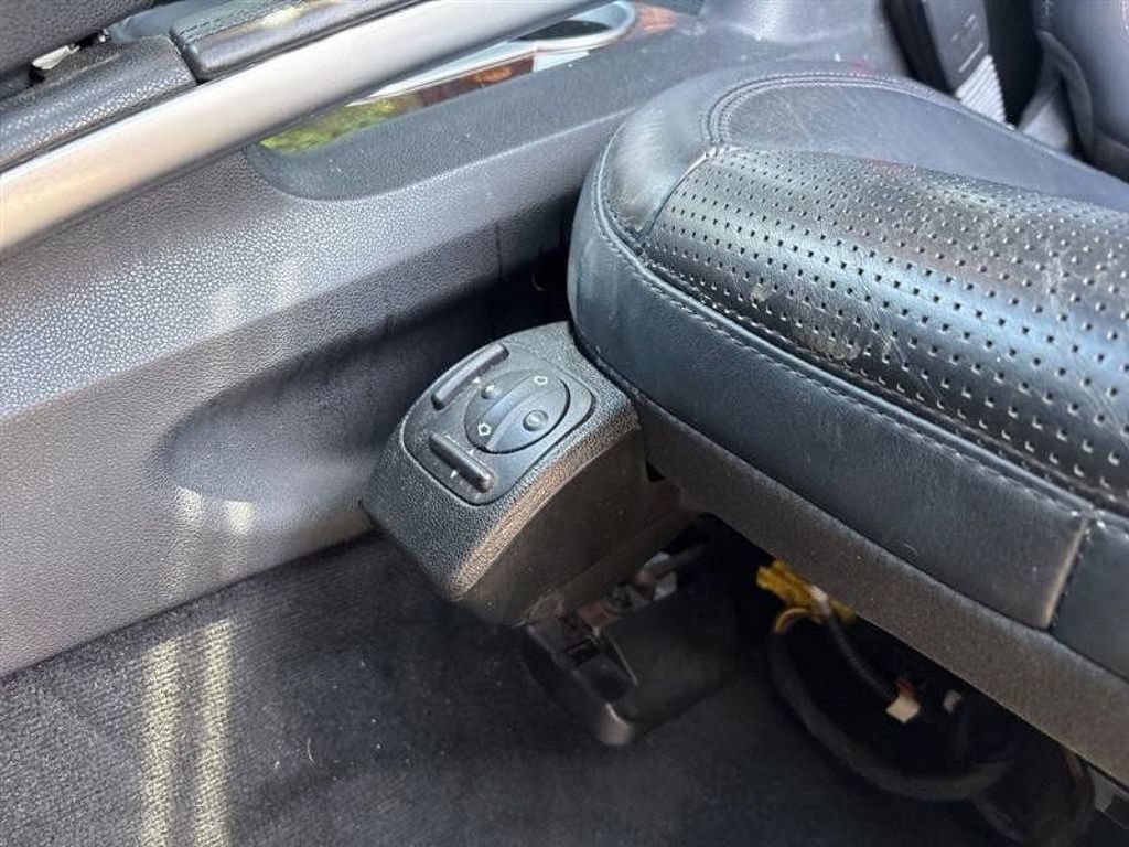Used 2009 Mercedes-Benz ML 63 AMG 4MATIC image 19