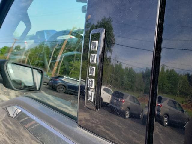 Used 2022 Ford F150 XLT w/ Equipment Group 302A High AWD/4WD image 12