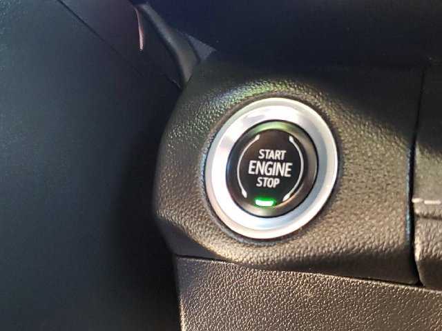 Used 2021 Buick Envision Essence FWD image 16