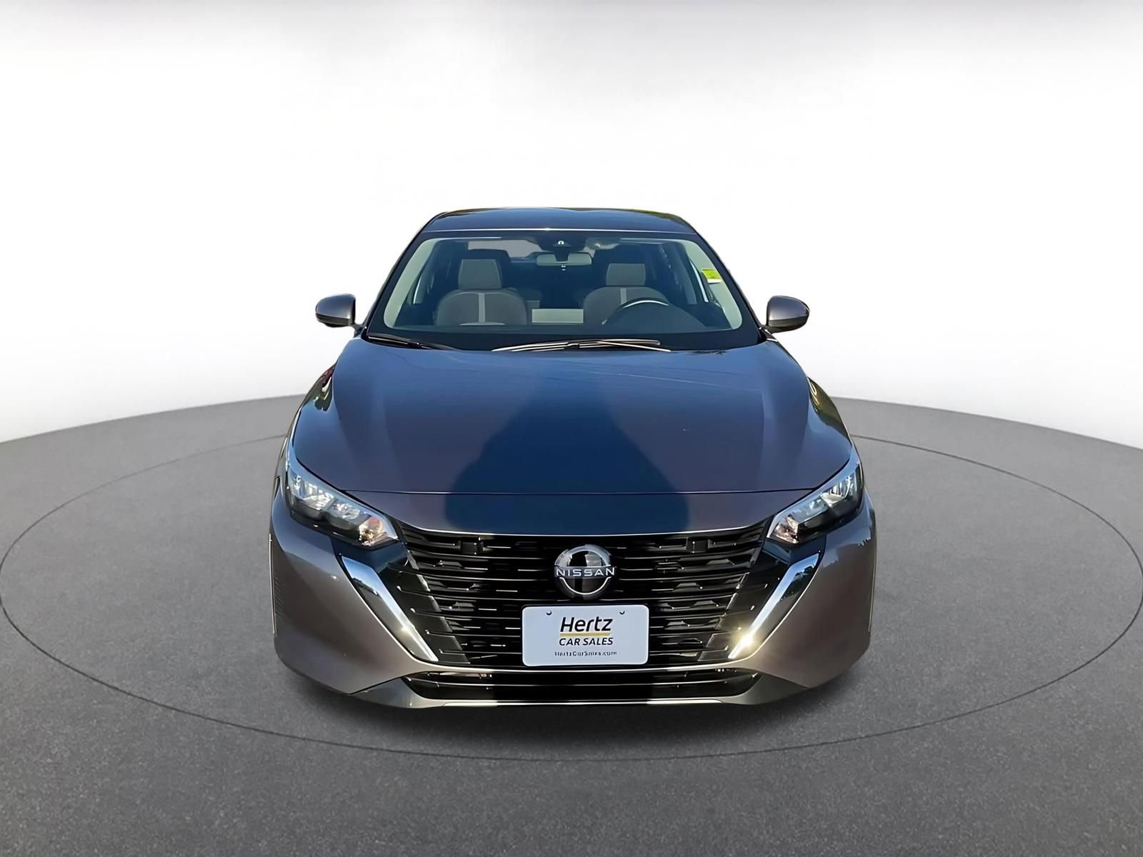 Used 2025 Nissan Sentra SV FWD image 4