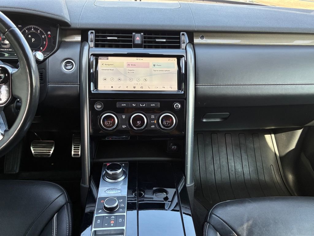 Used 2020 Land Rover Discovery HSE AWD/4WD image 3