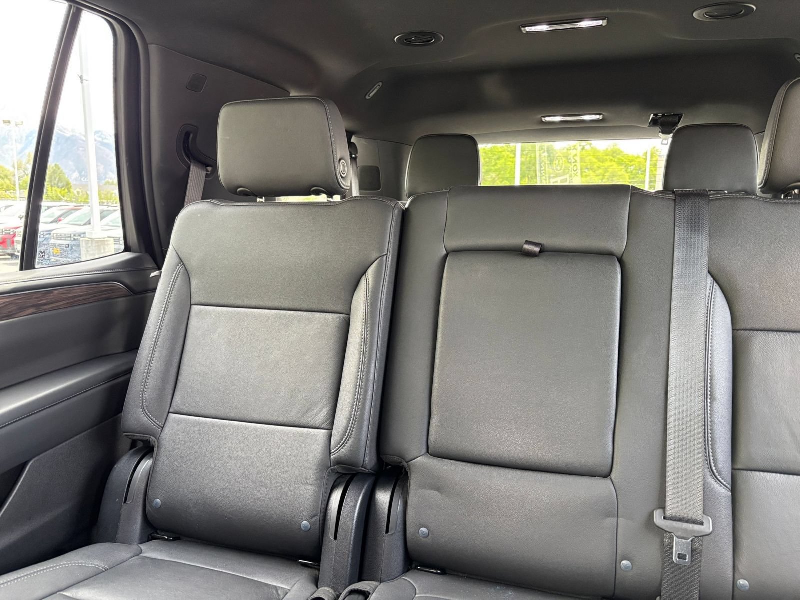 Used 2023 Chevrolet Tahoe LT w/ Luxury Package AWD/4WD image 42