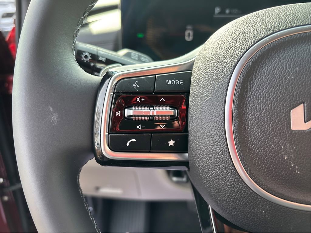 New 2026 Kia Carnival EX FWD image 29