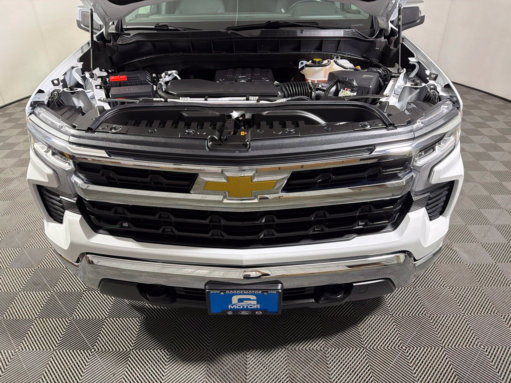 Used 2023 Chevrolet Silverado 1500 LT AWD/4WD image 26