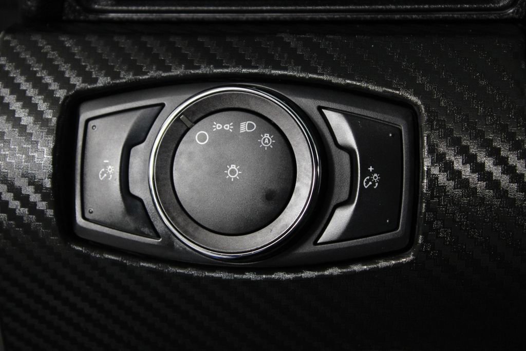 Used 2019 Ford Mustang Coupe RWD image 22