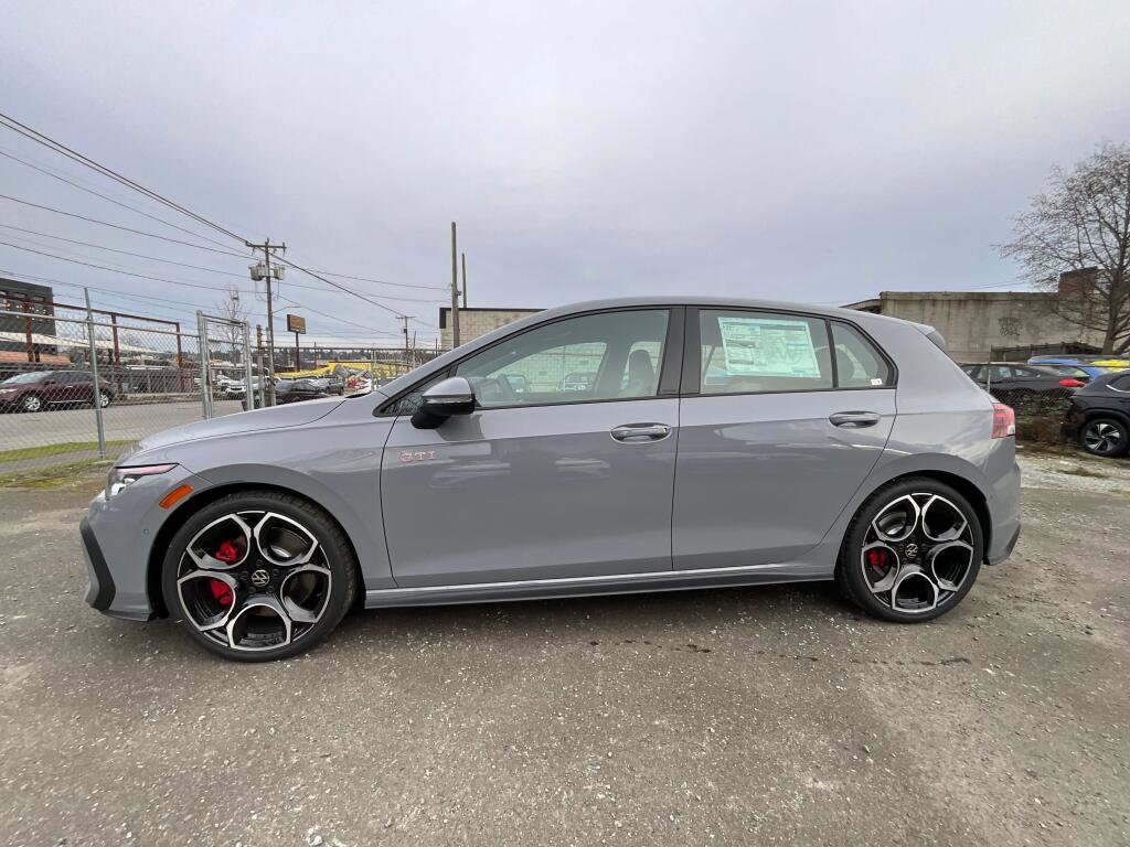 New 2026 Volkswagen GTI Autobahn image 5