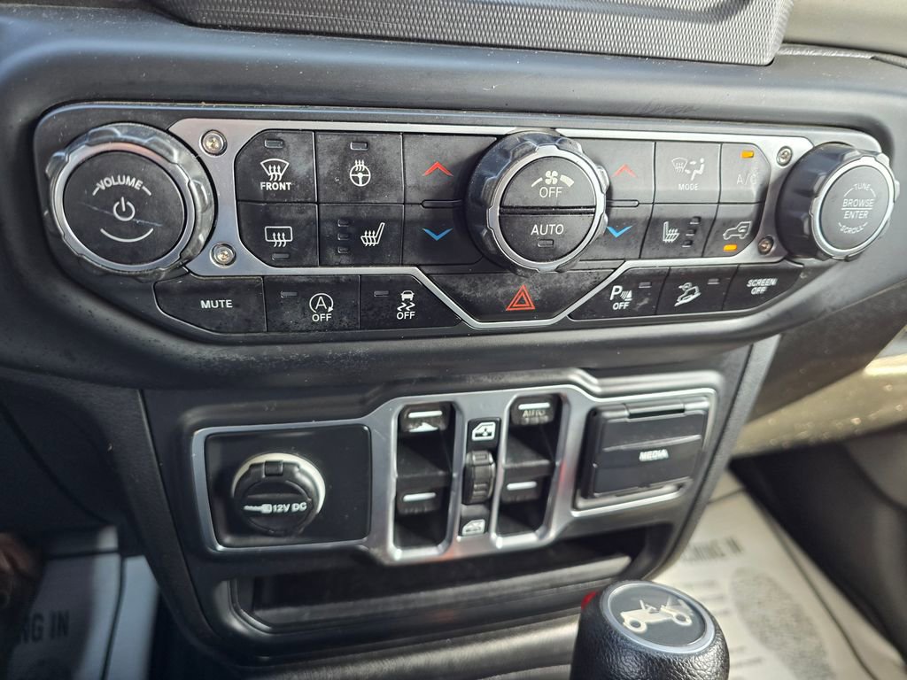 Used 2018 Jeep Wrangler Unlimited Sport S AWD/4WD image 21