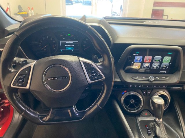 Used 2018 Chevrolet Camaro LT w/ Technology Package image 26