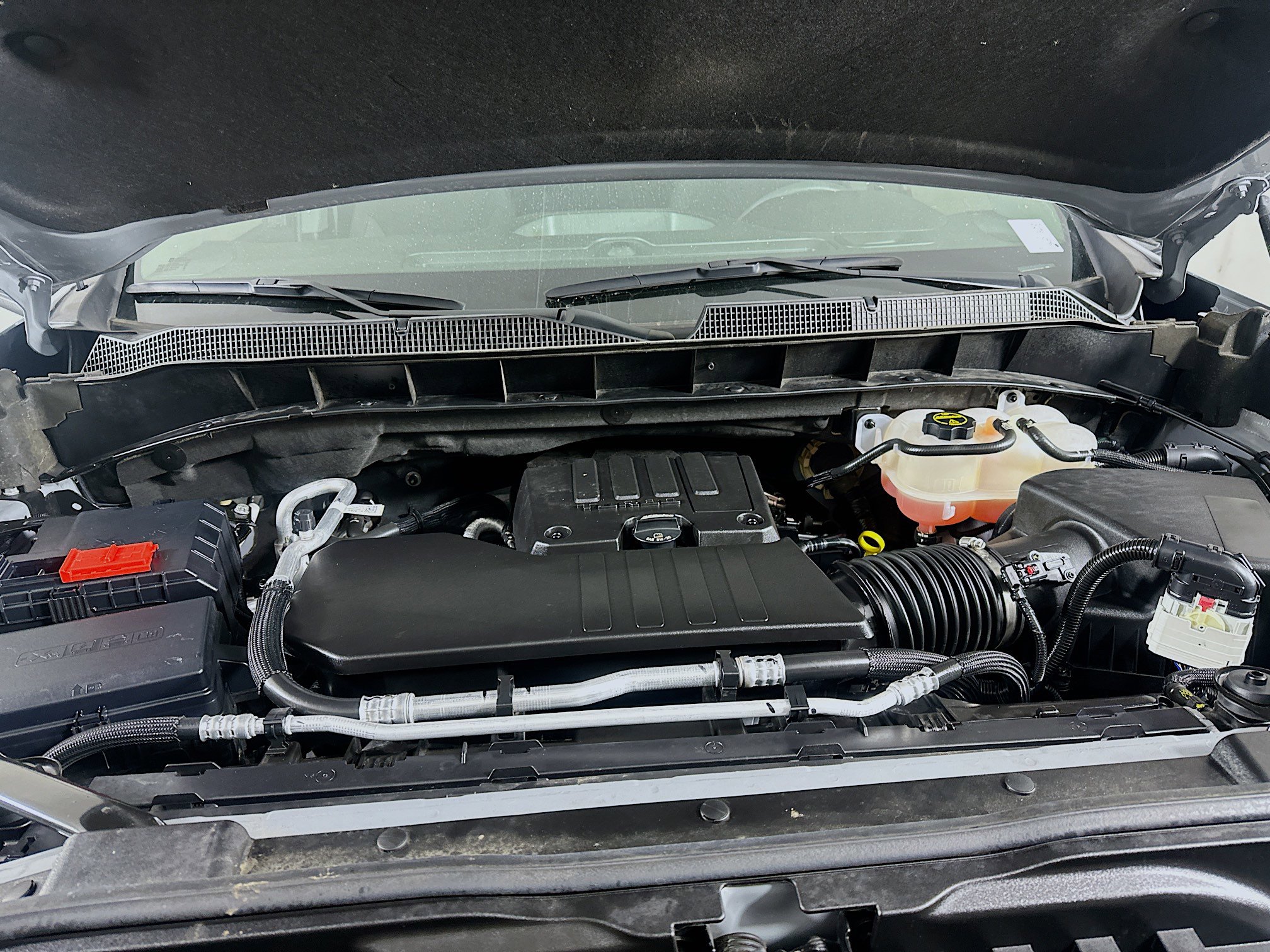 Used 2024 Chevrolet Silverado 1500 Custom w/ LPO, Dark Essentials Package image 31