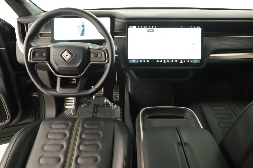 Used 2024 Rivian R1S Adventure AWD/4WD image 18