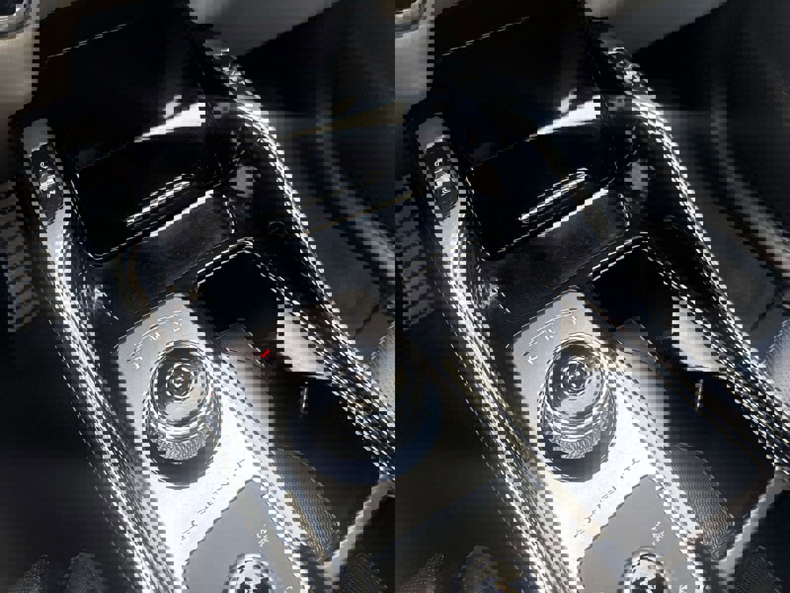 Used 2022 Kia Sorento SX Prestige w/ Panoramic Sunroof Package image 28