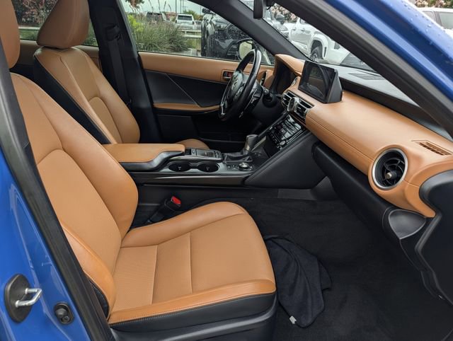 Used 2022 Lexus IS 300 w/ Premium Package RWD image 35