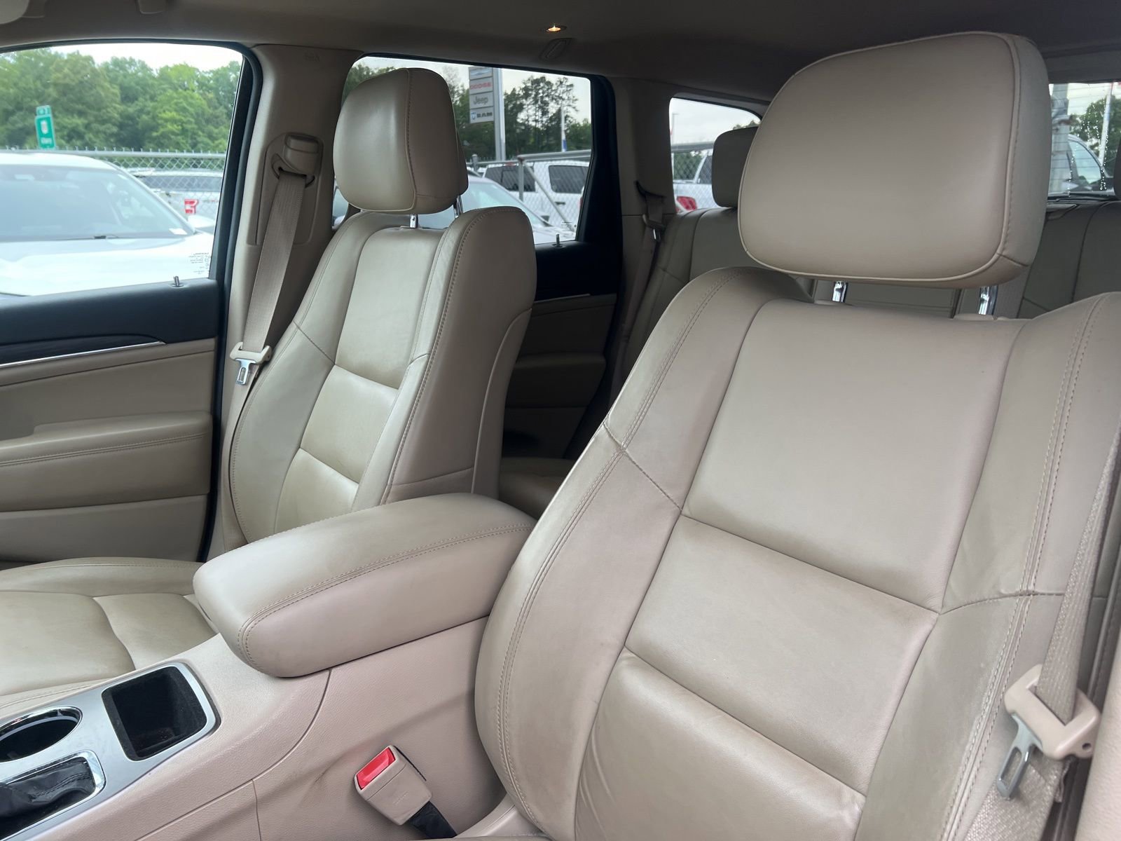 Used 2020 Jeep Grand Cherokee Limited RWD image 8