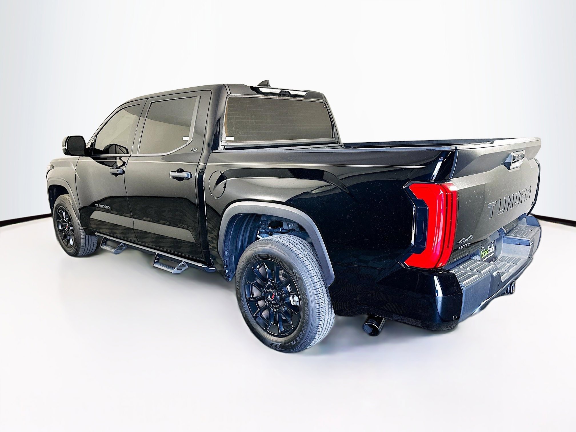 Used 2023 Toyota Tundra SR5 w/ SR5 Convenience Package AWD/4WD image 5