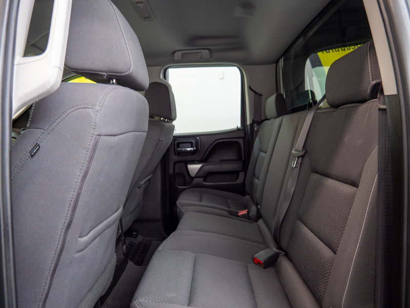 Used 2019 Chevrolet Silverado 1500 LT AWD/4WD image 14
