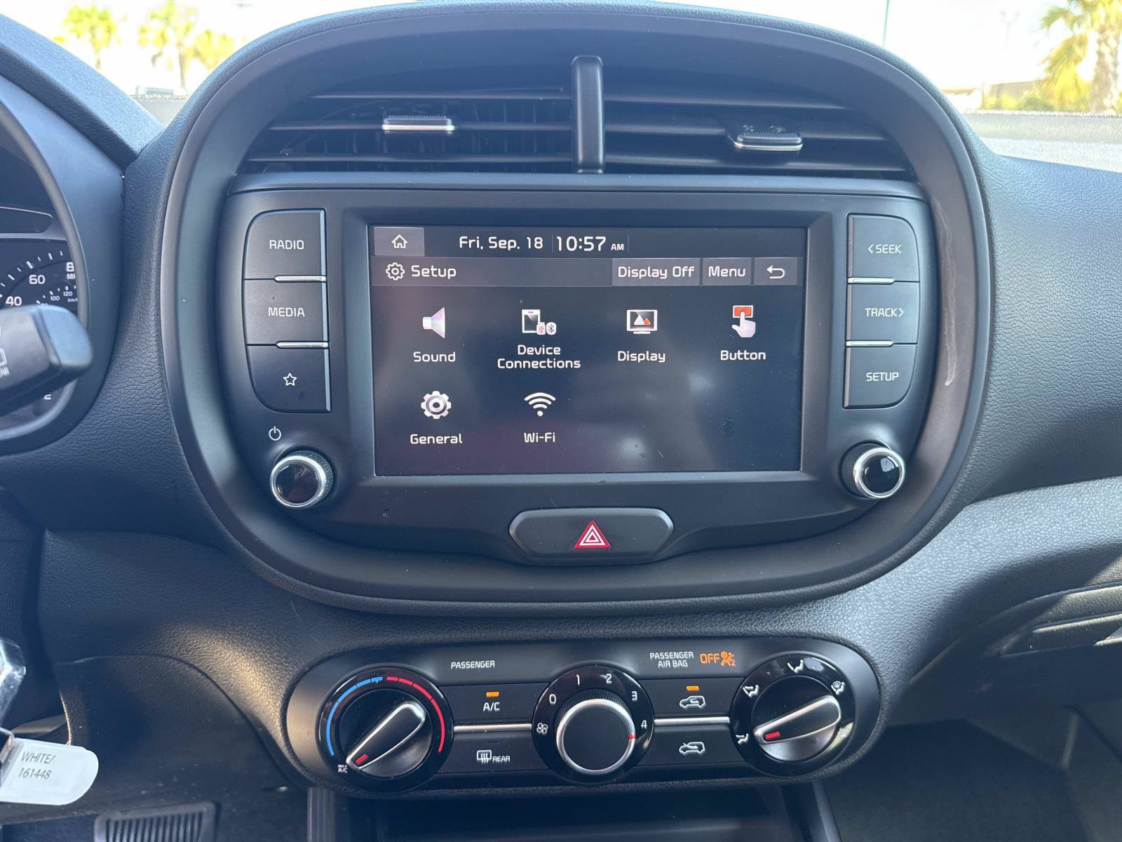 Used 2022 Kia Soul LX FWD image 25
