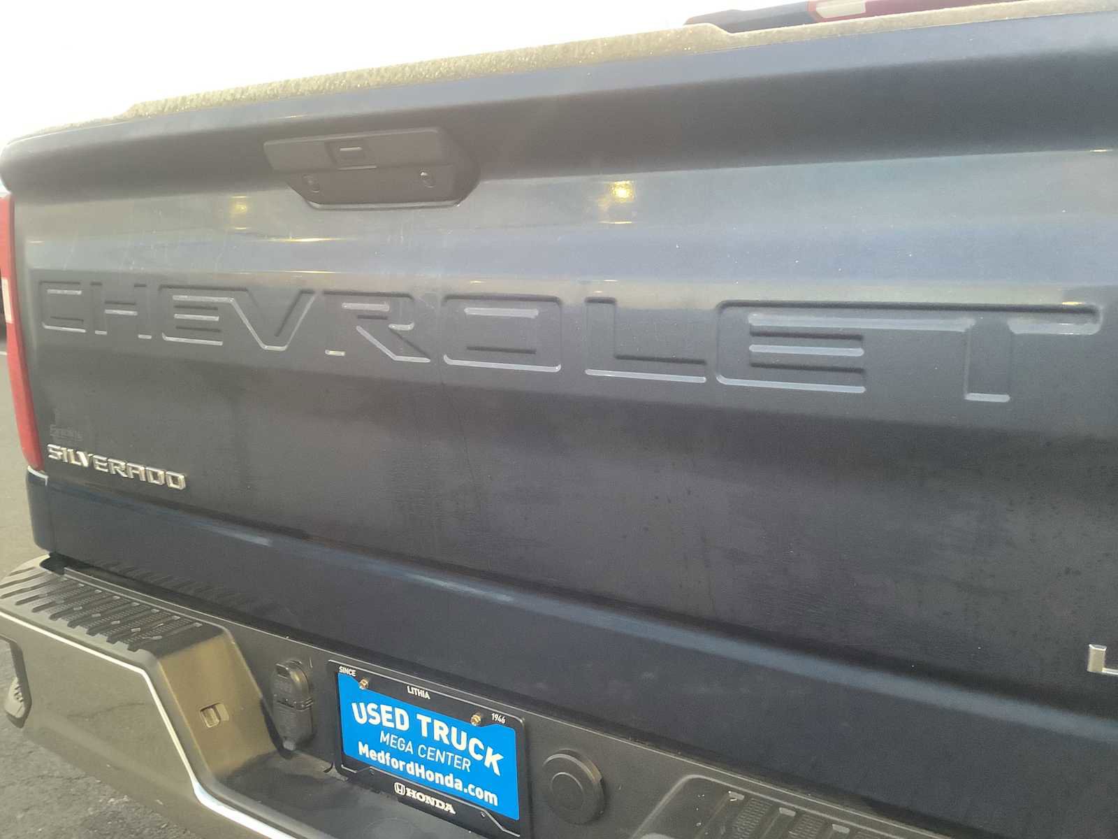 Used 2021 Chevrolet Silverado 1500 LT image 7