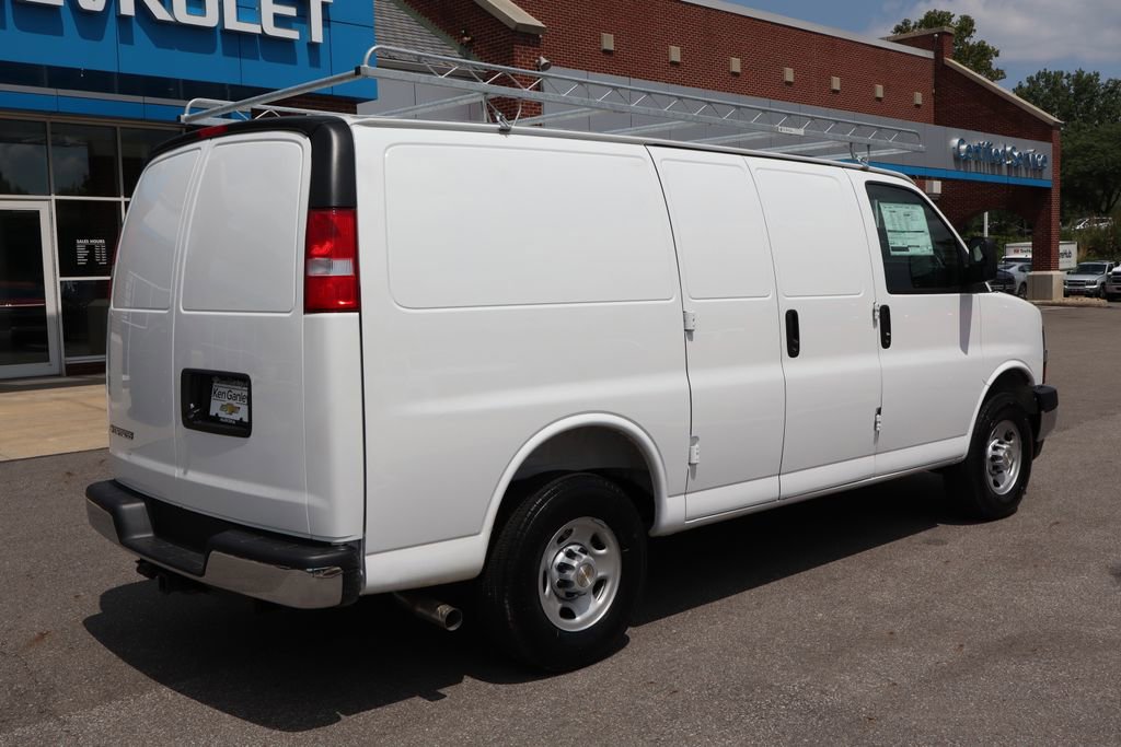 New 2025 Chevrolet Express 2500 w/ Driver Convenience Package image 28