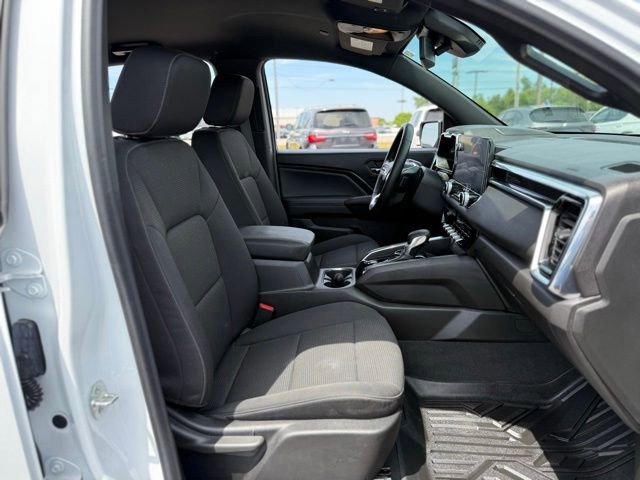 Used 2024 GMC Canyon Elevation w/ Convenience Package AWD/4WD image 17