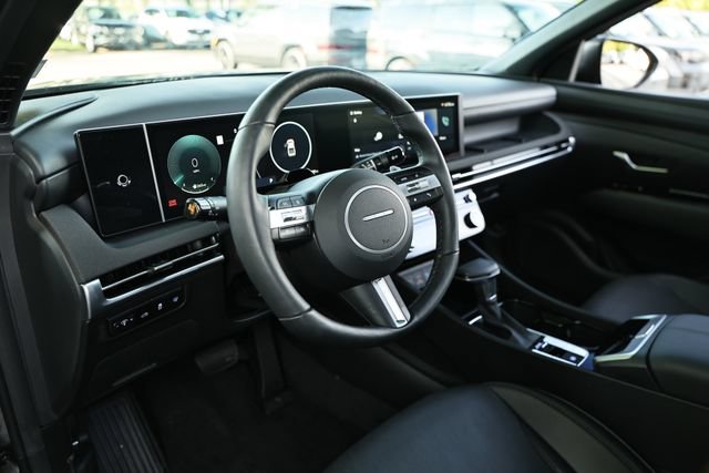 Certified 2025 Hyundai Santa Cruz Limited AWD/4WD image 18