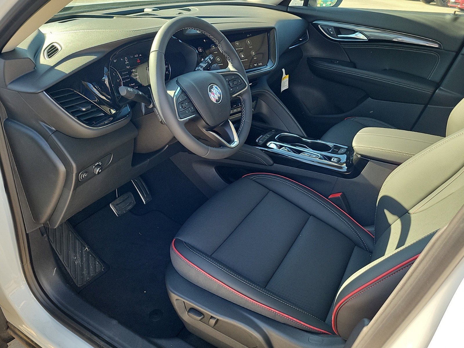 Used 2023 Buick Envision Essence w/ Sport Touring Package image 14